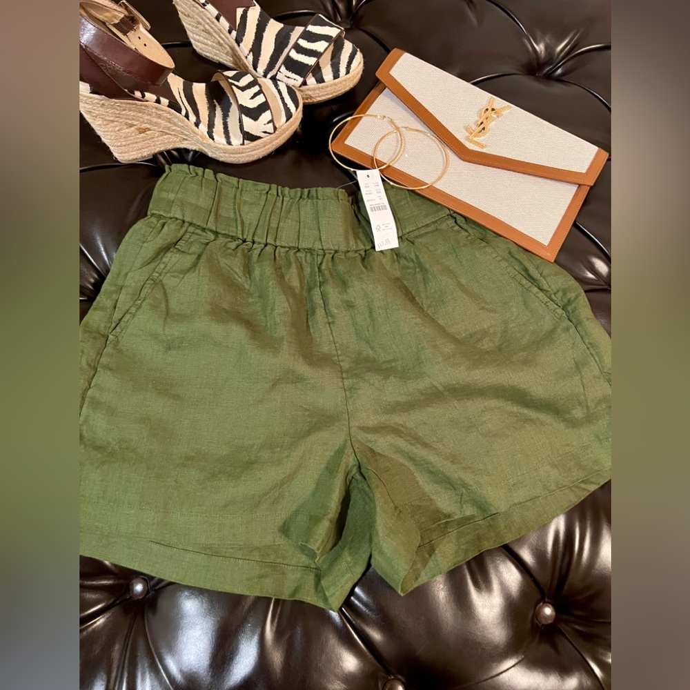 J.CREW Linen Shorts/w pockets & elastic waistband